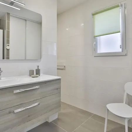 بيت للعطل Alona-maison De Standing Proche Commerces Et Plages لي سابلِ دولونْ